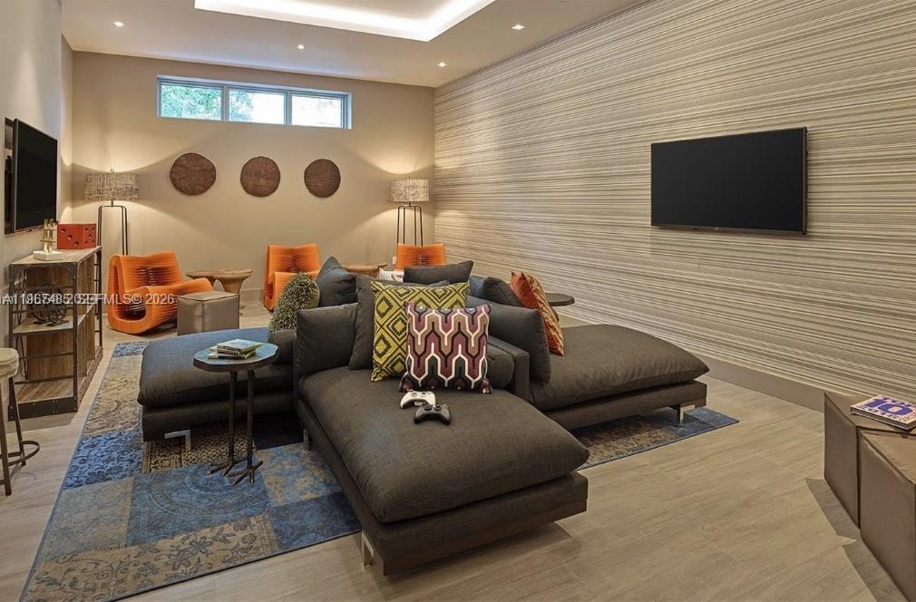 17301 Biscayne Blvd # 305