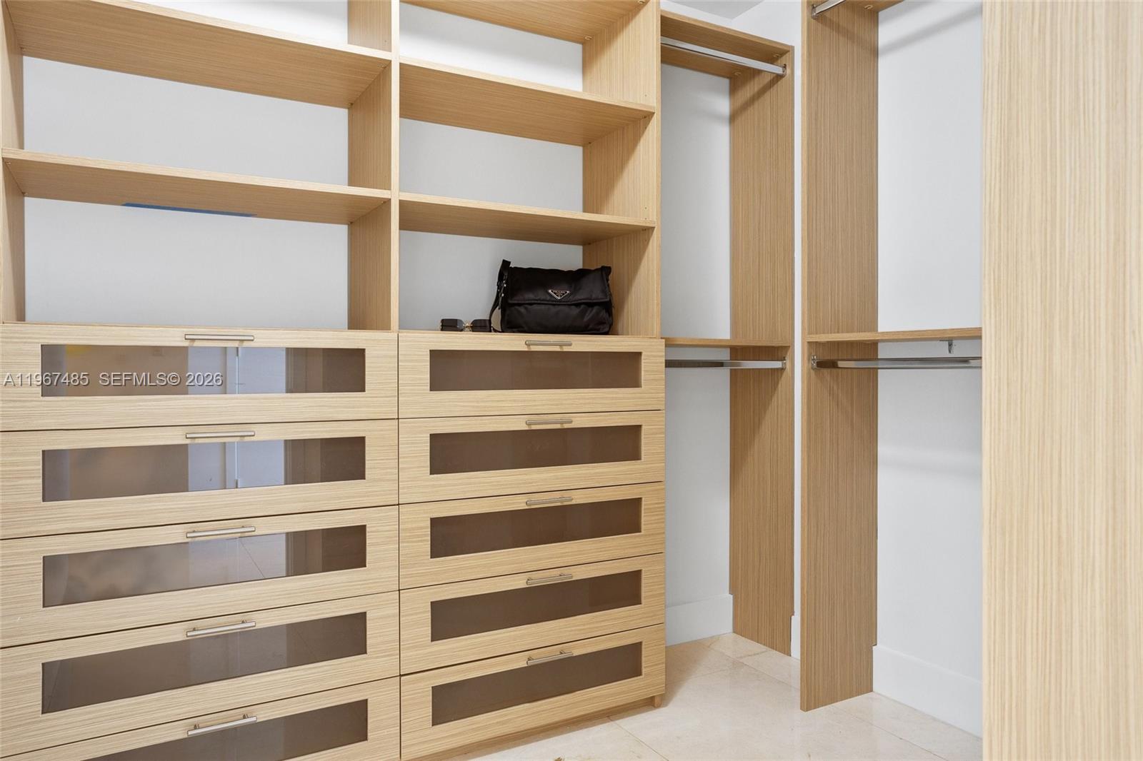 17301 Biscayne Blvd # 305