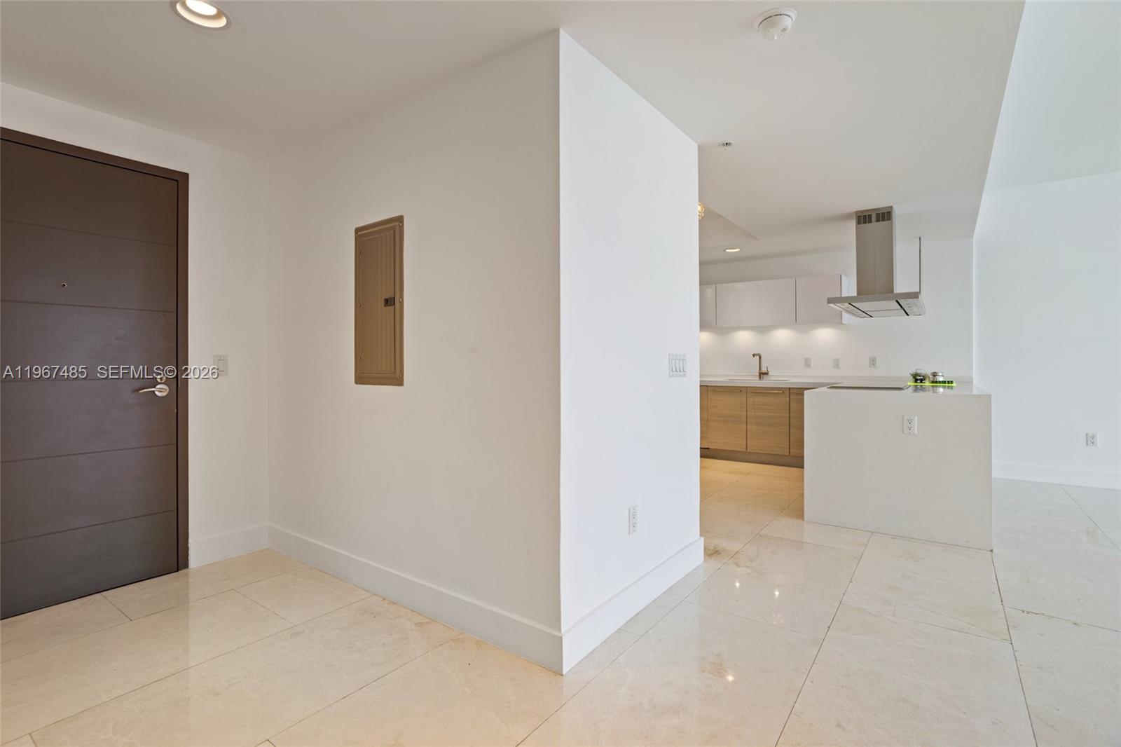 17301 Biscayne Blvd # 305