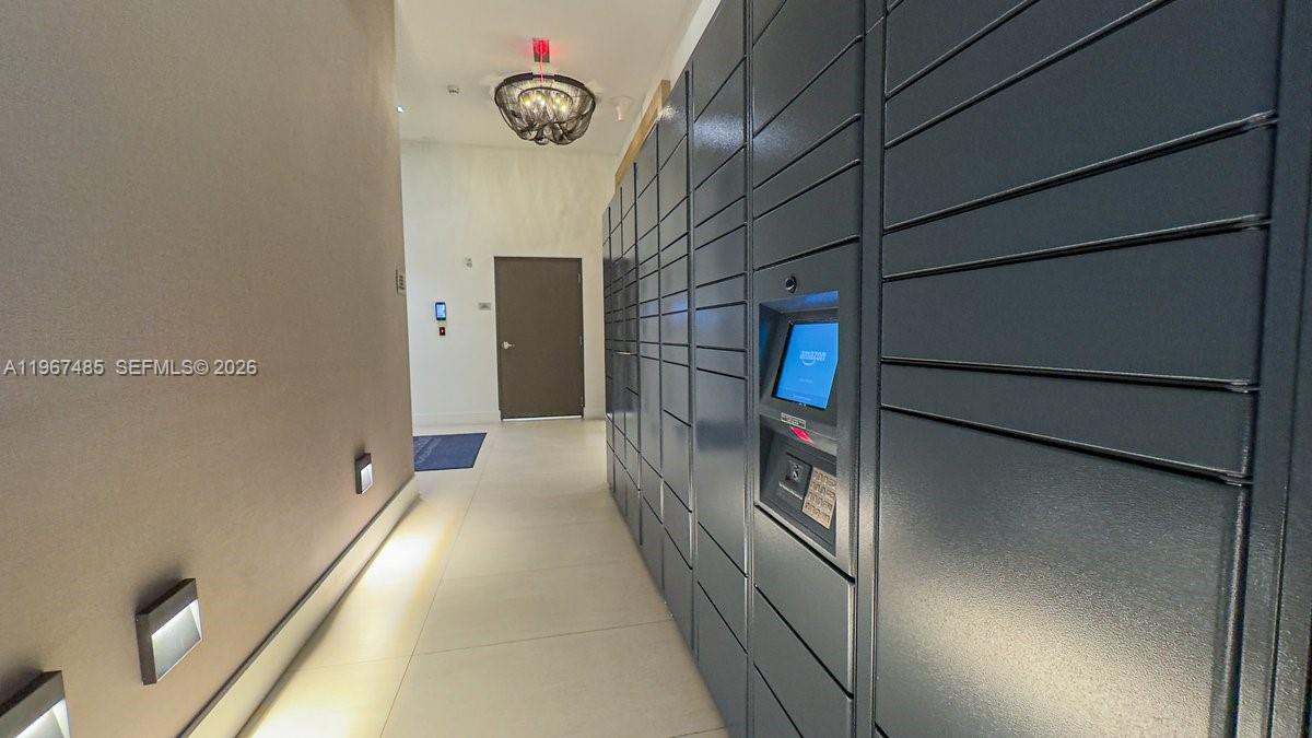 17301 Biscayne Blvd # 305
