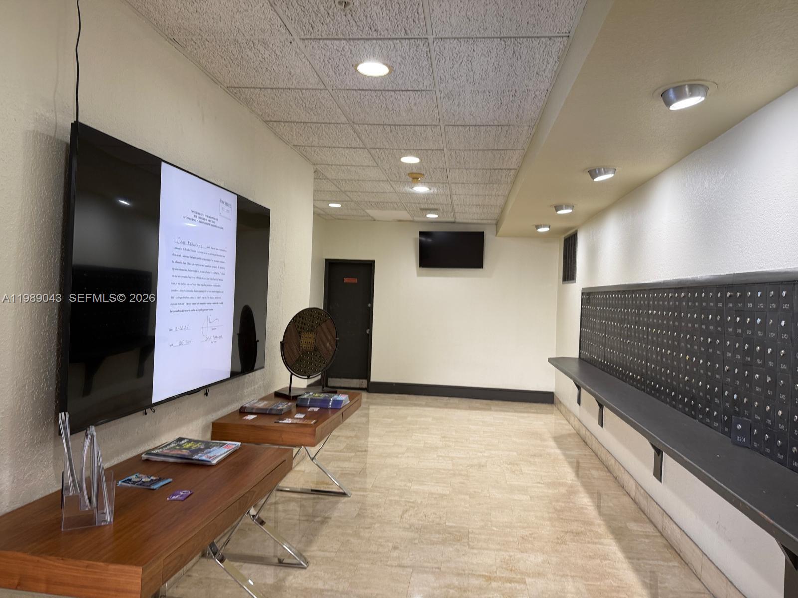 2750 NE 183rd St # 1201