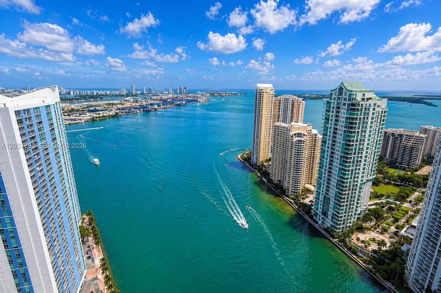 300 Biscayne Boulevard Way # 4201E