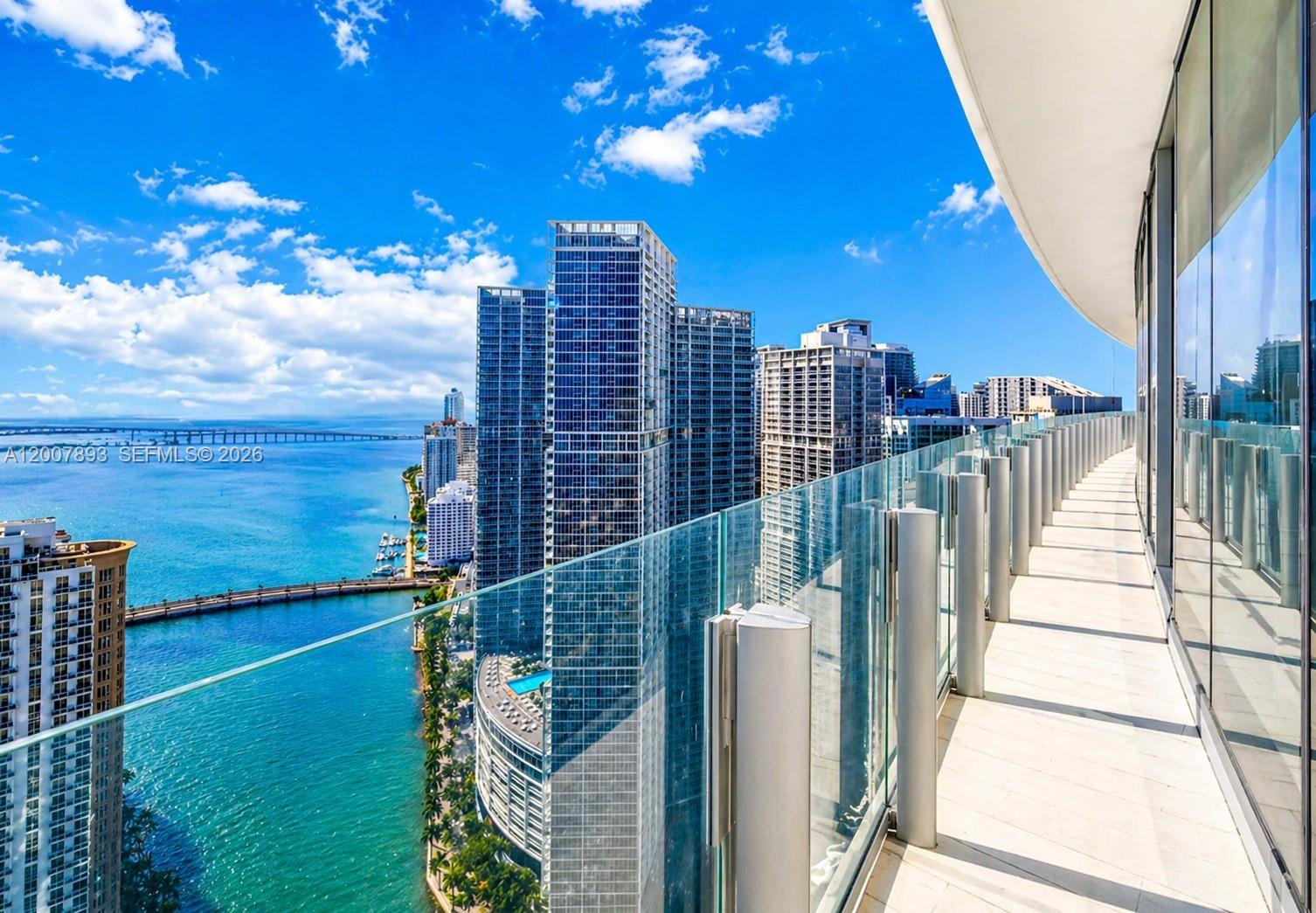300 Biscayne Boulevard Way # 4201E