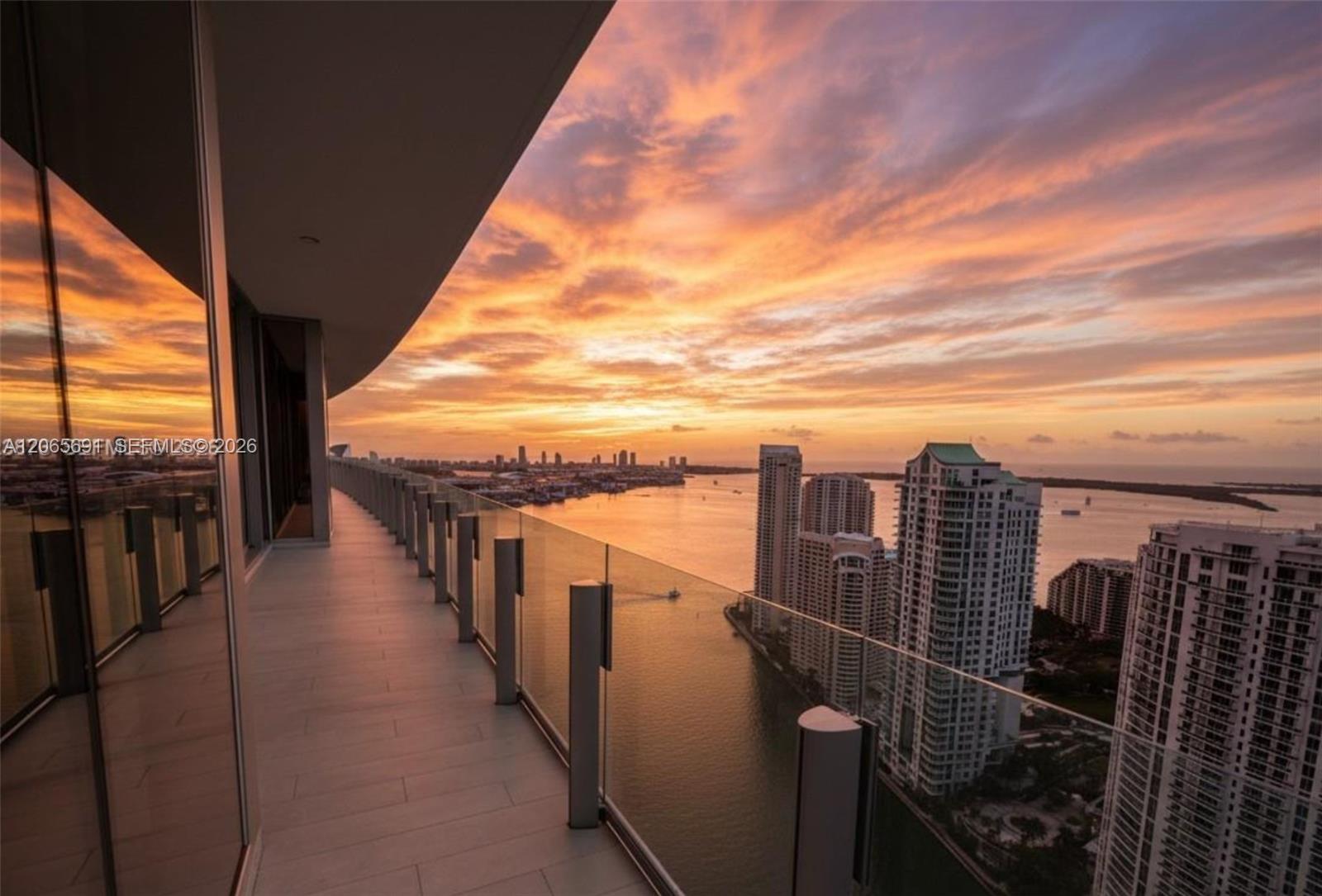300 Biscayne Boulevard Way # 4201E