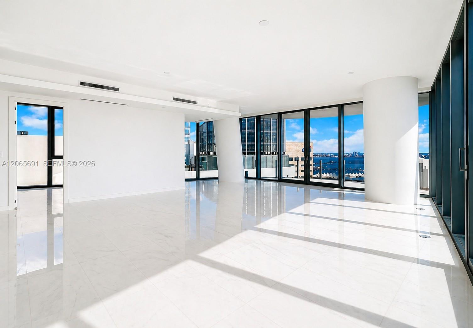 300 Biscayne Boulevard Way # 4201E