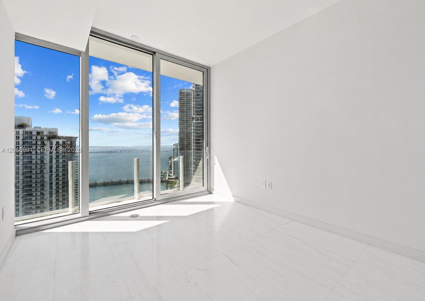 300 Biscayne Boulevard Way # 4201E
