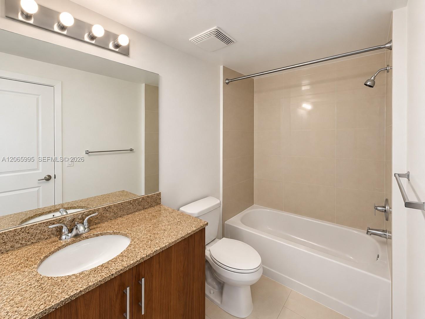 601 NE 23rd St Unit: PH02
