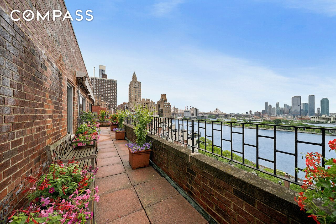 12 Beekman Place PHA