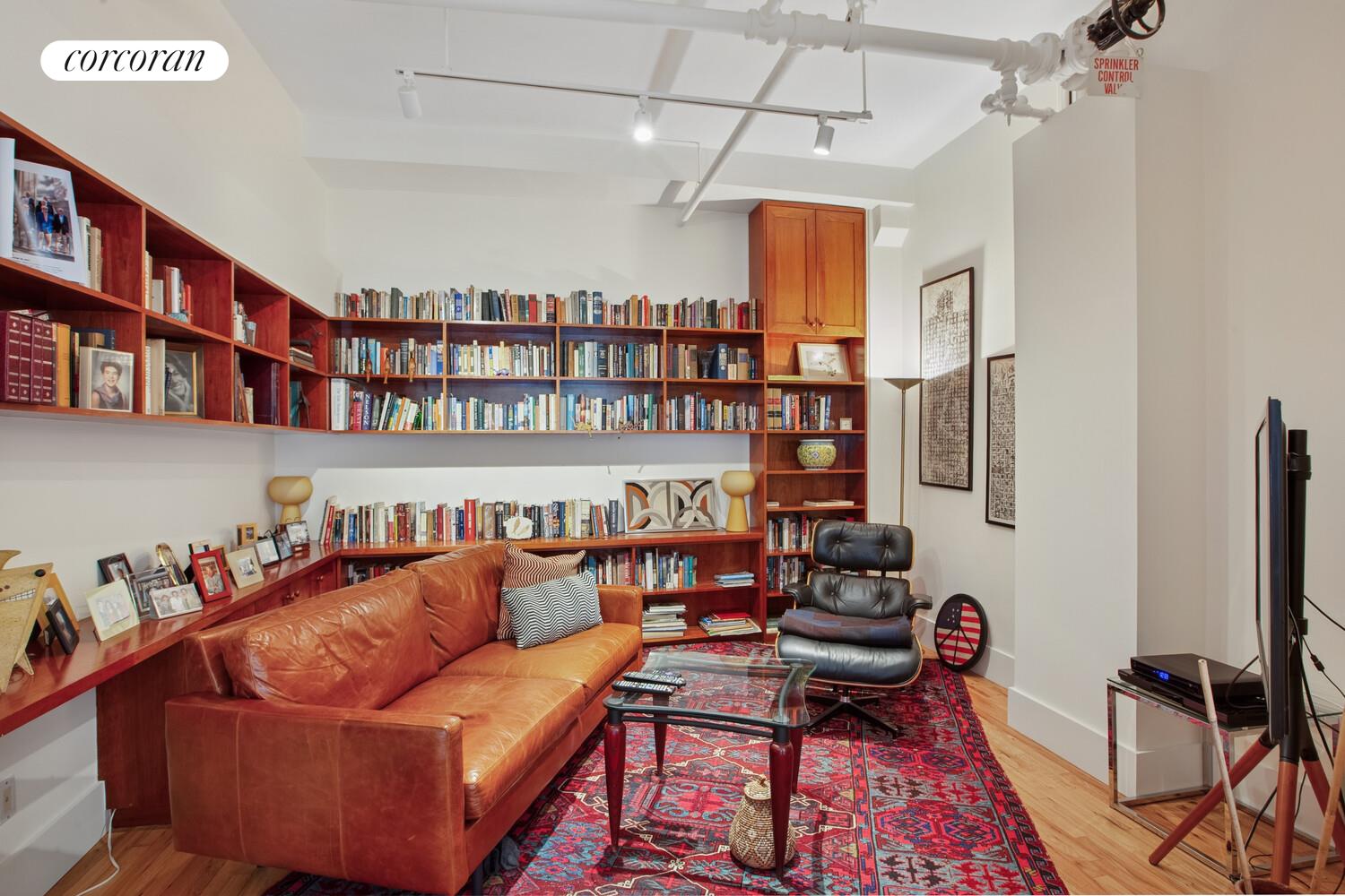 12 W 17TH Street 10