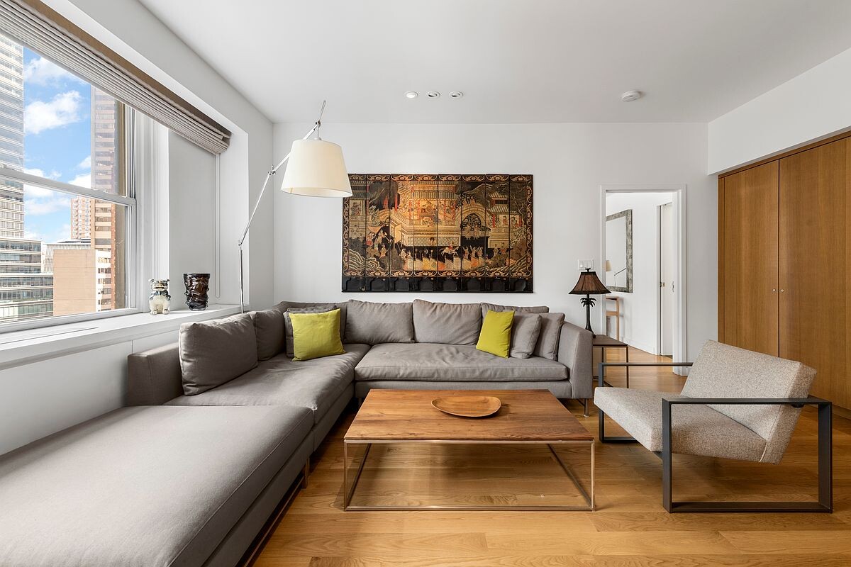 111 E 56TH Street 1406