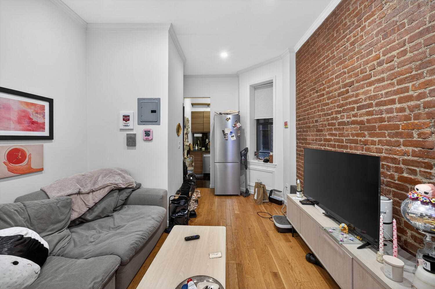 319 E 90TH Street 1
