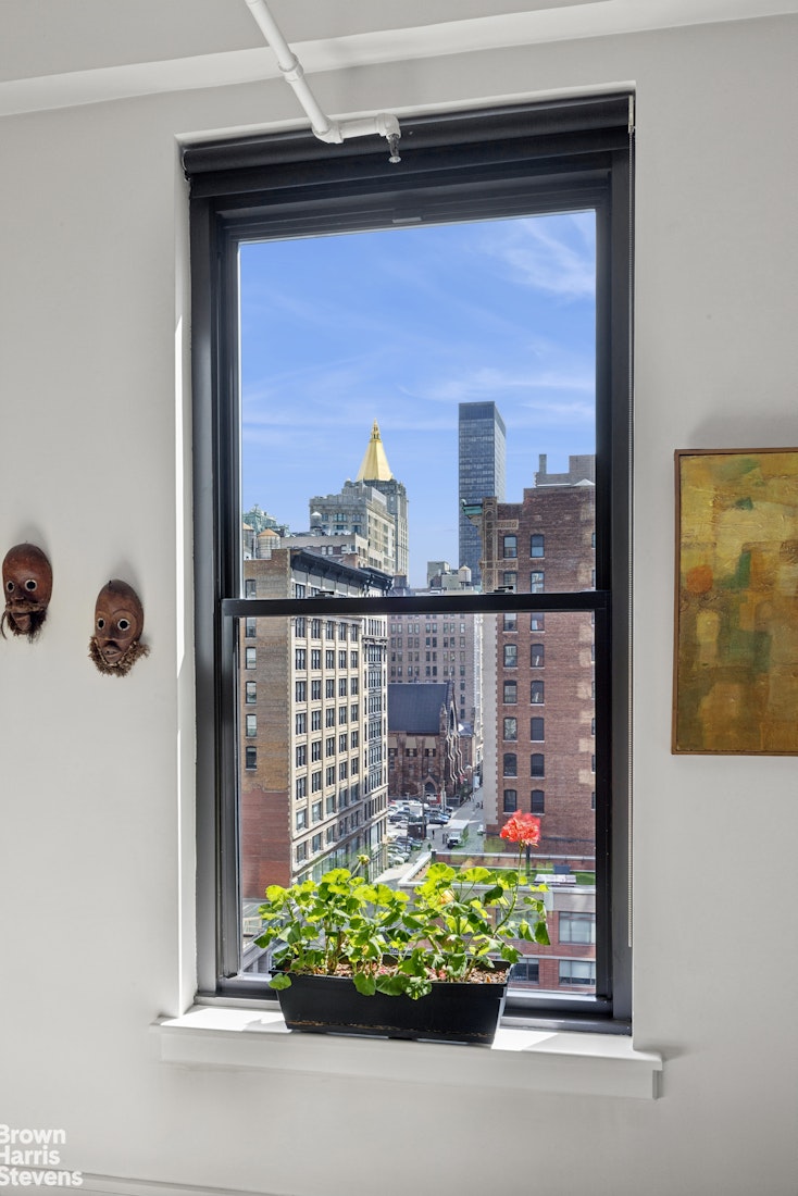 110 W 25TH Street 9