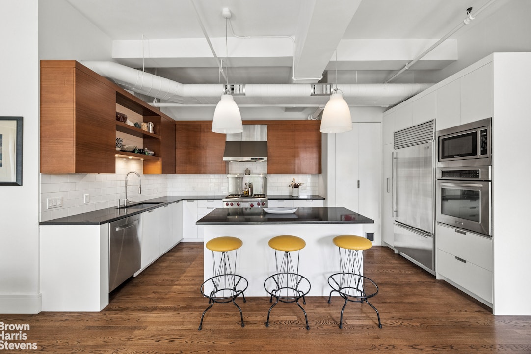110 W 25TH Street 9