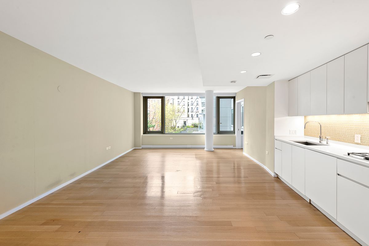 425 W 53RD Street 301