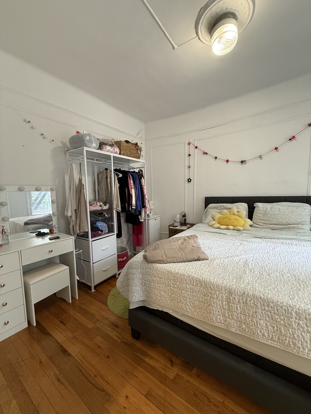 320 E 49TH Street 32