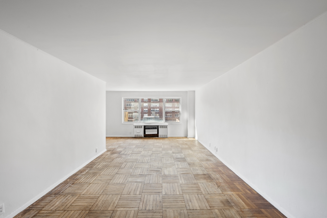 311 East 71st Street Unit: 9F