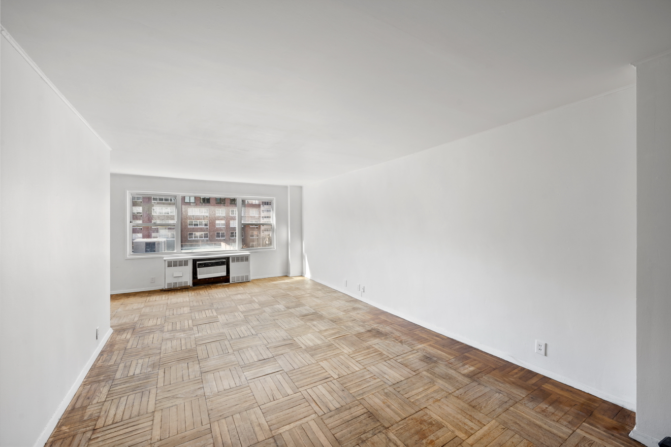 311 East 71st Street Unit: 9F