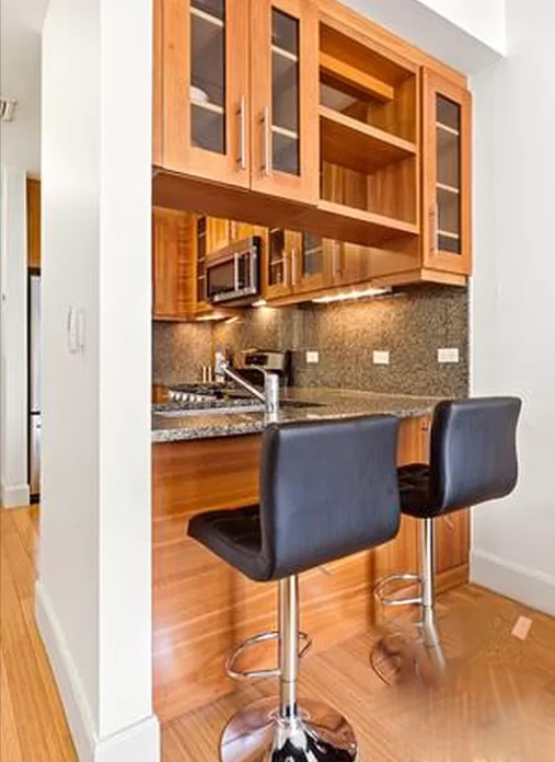 2056 Fifth Avenue Unit: 4C