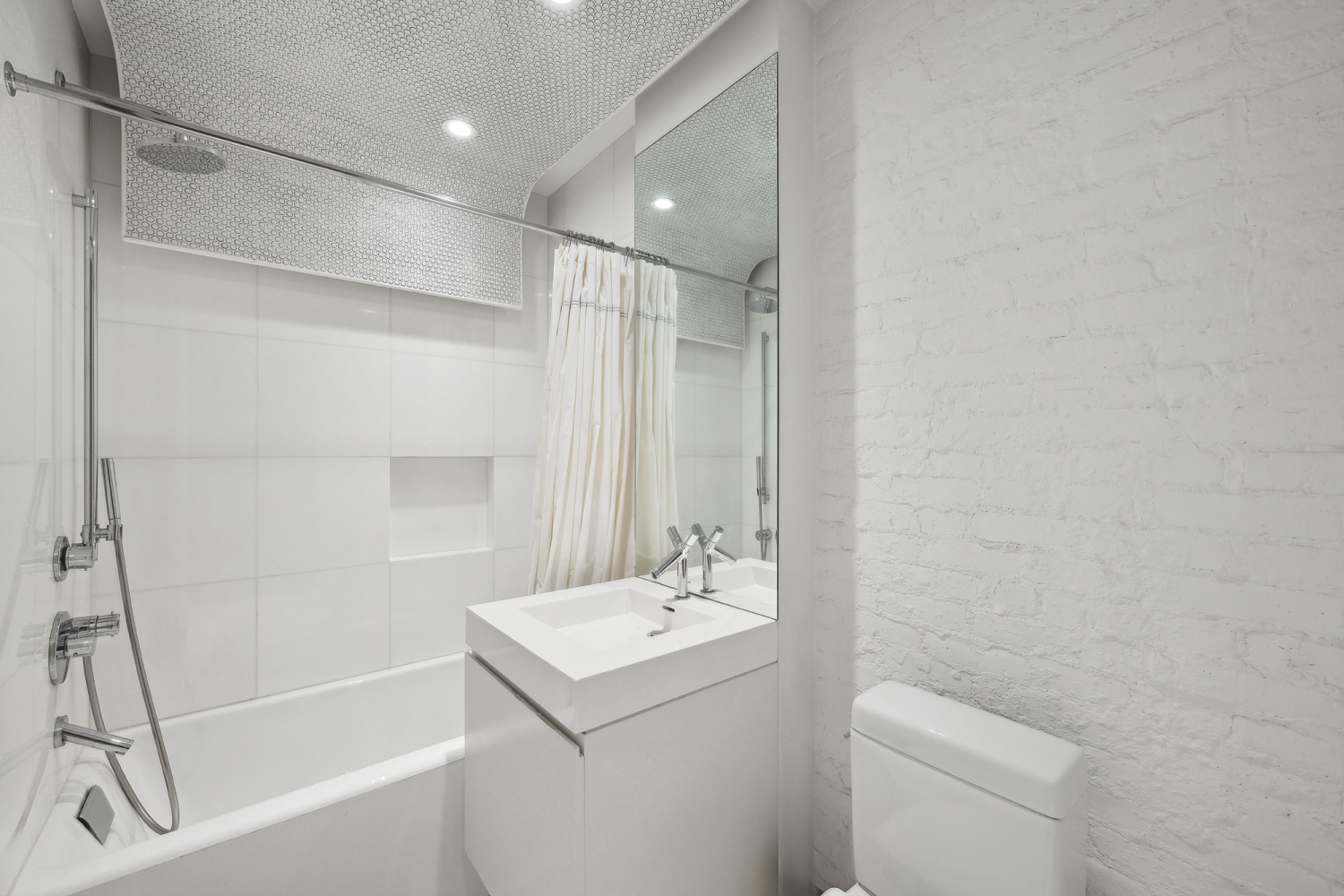 148 Chambers Street 5