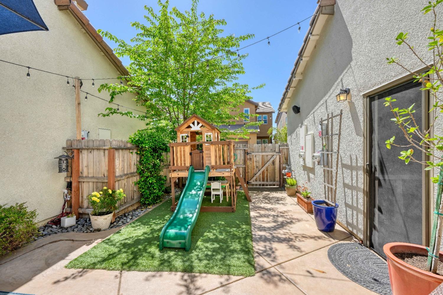 1750 Golden Poplar Avenue