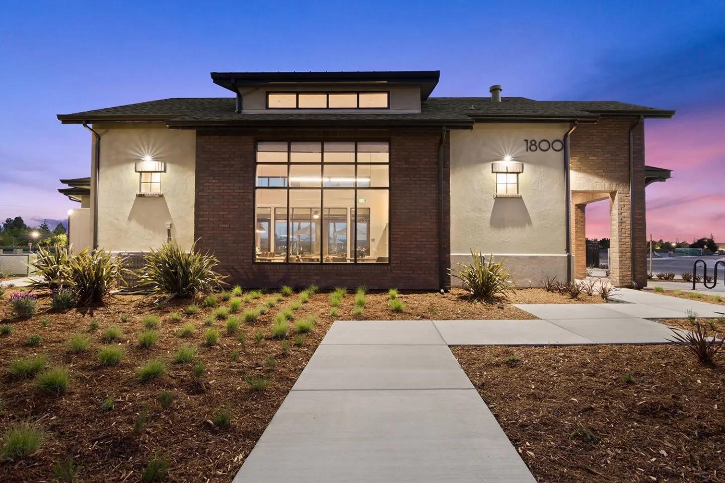 1750 Golden Poplar Avenue