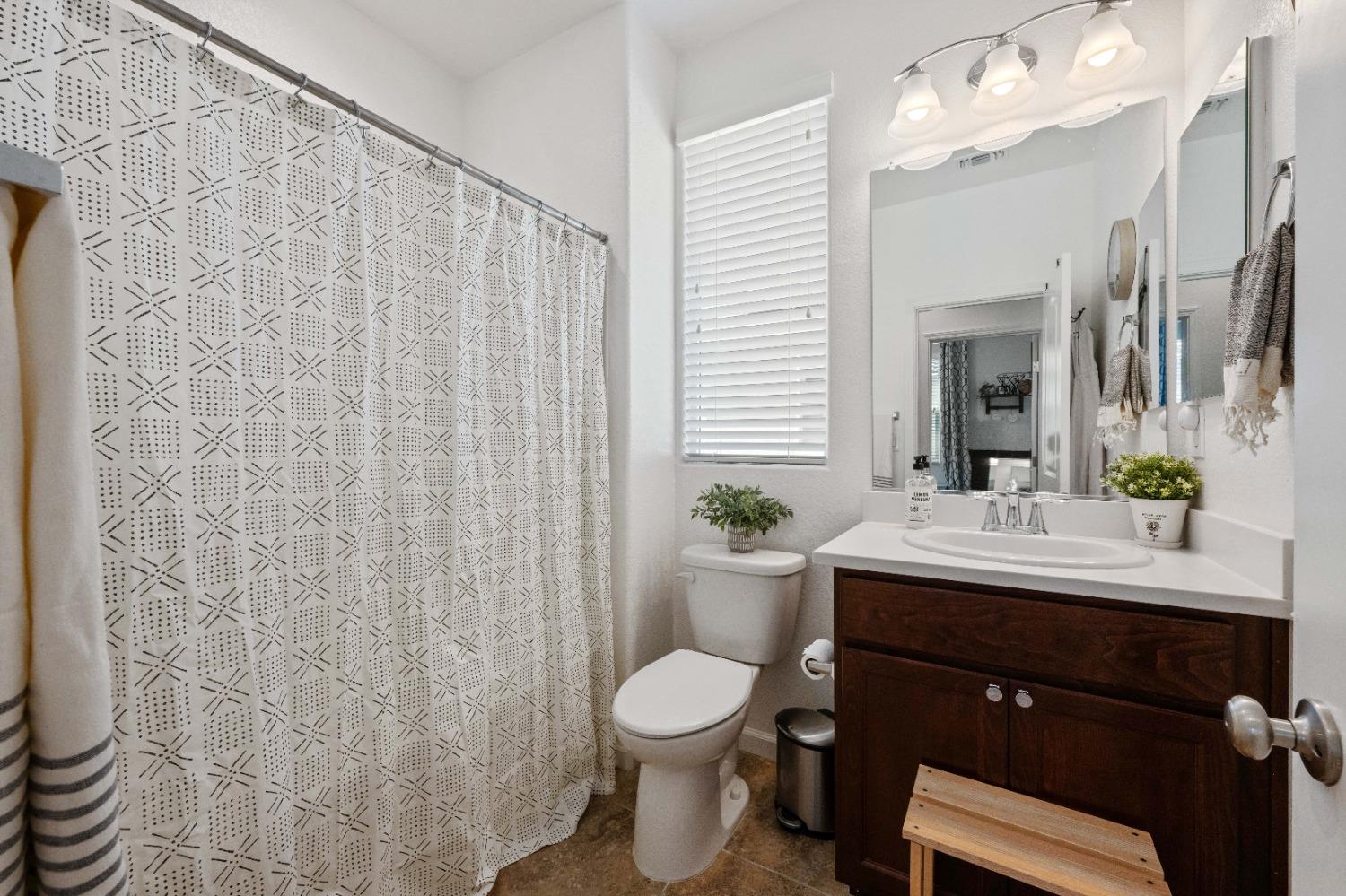 1750 Golden Poplar Avenue