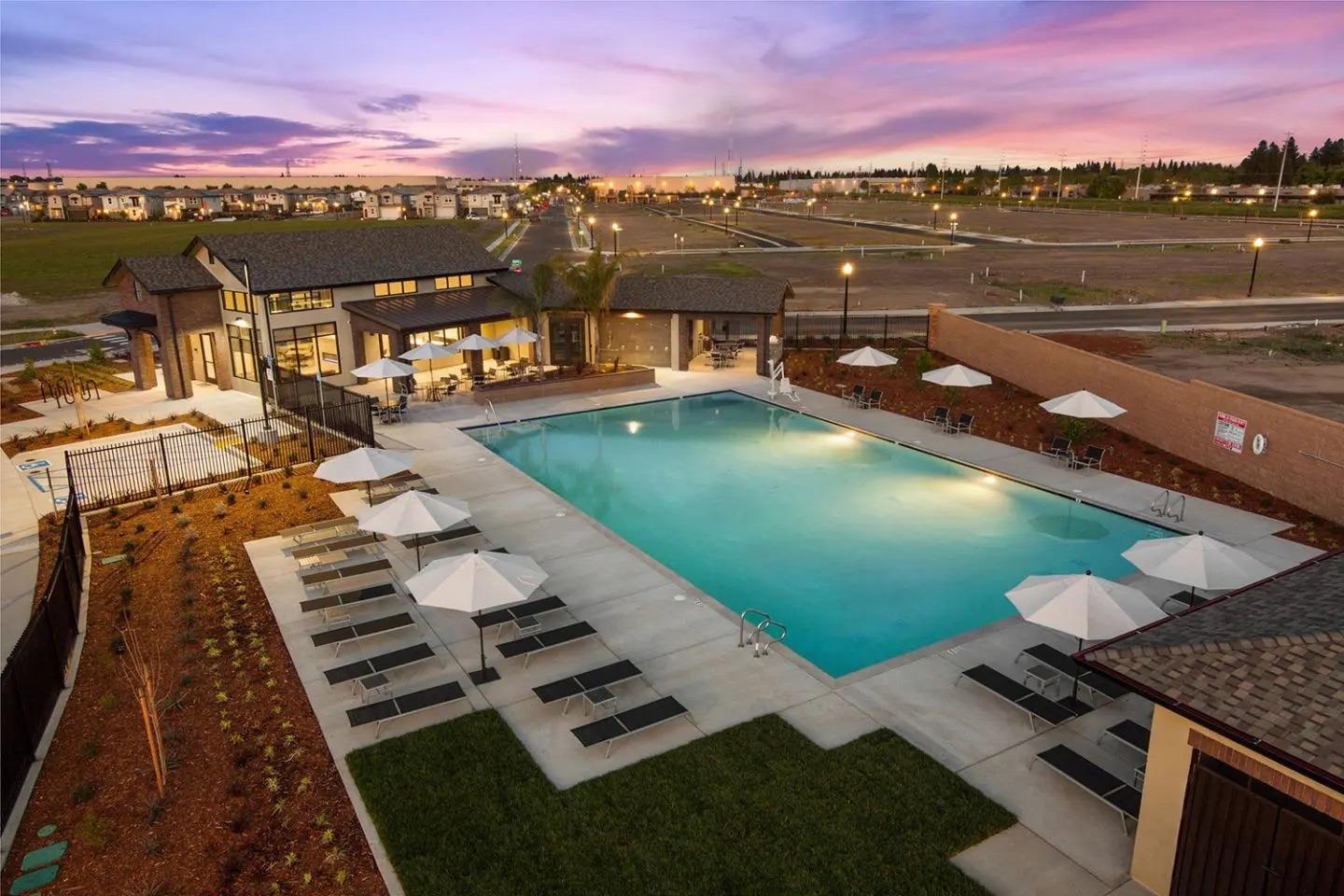 1750 Golden Poplar Avenue