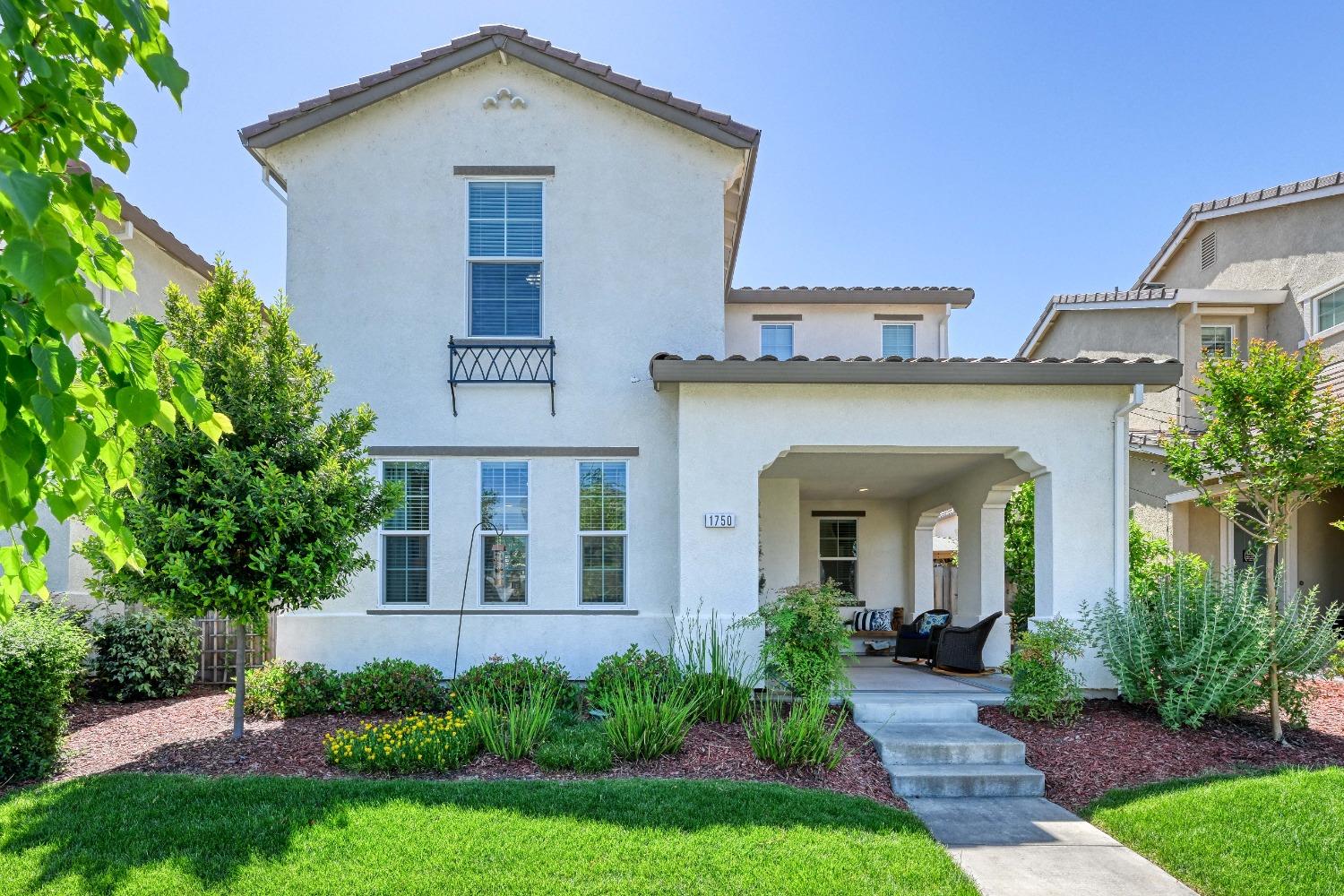 1750 Golden Poplar Avenue