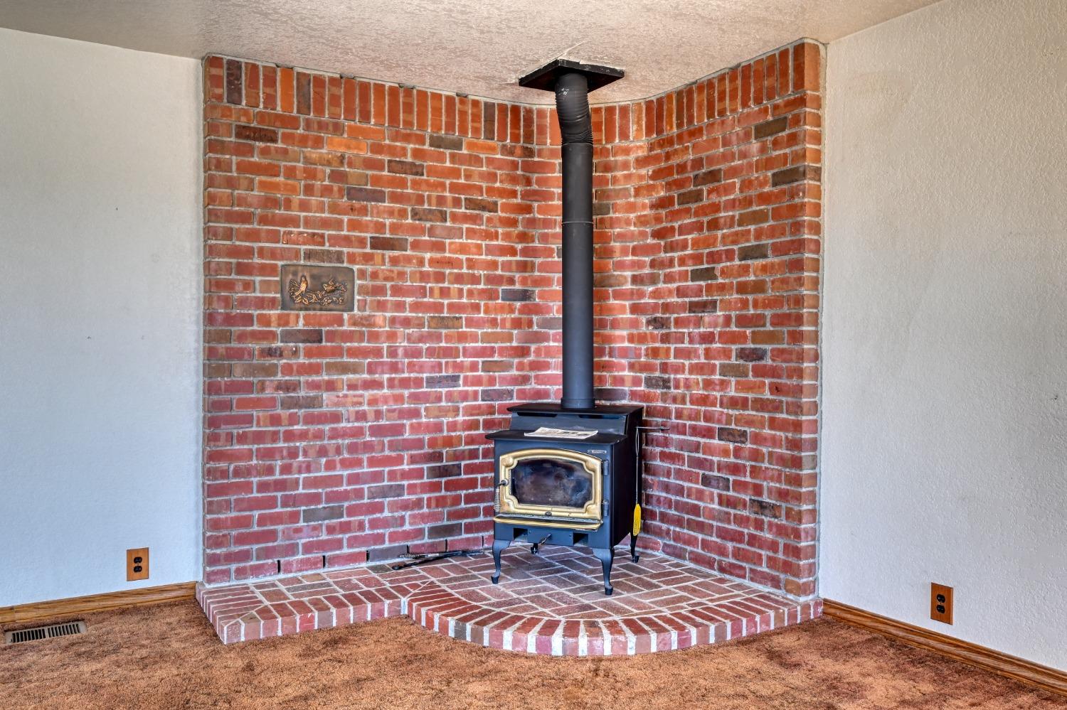 1680 English Colony Way