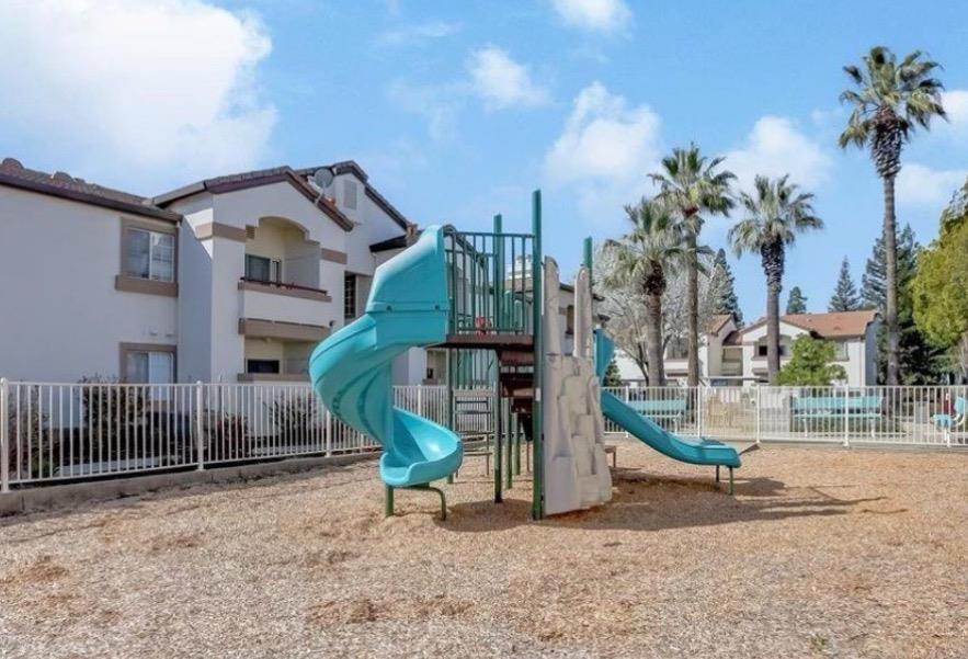 8020 Walerga Road 1099