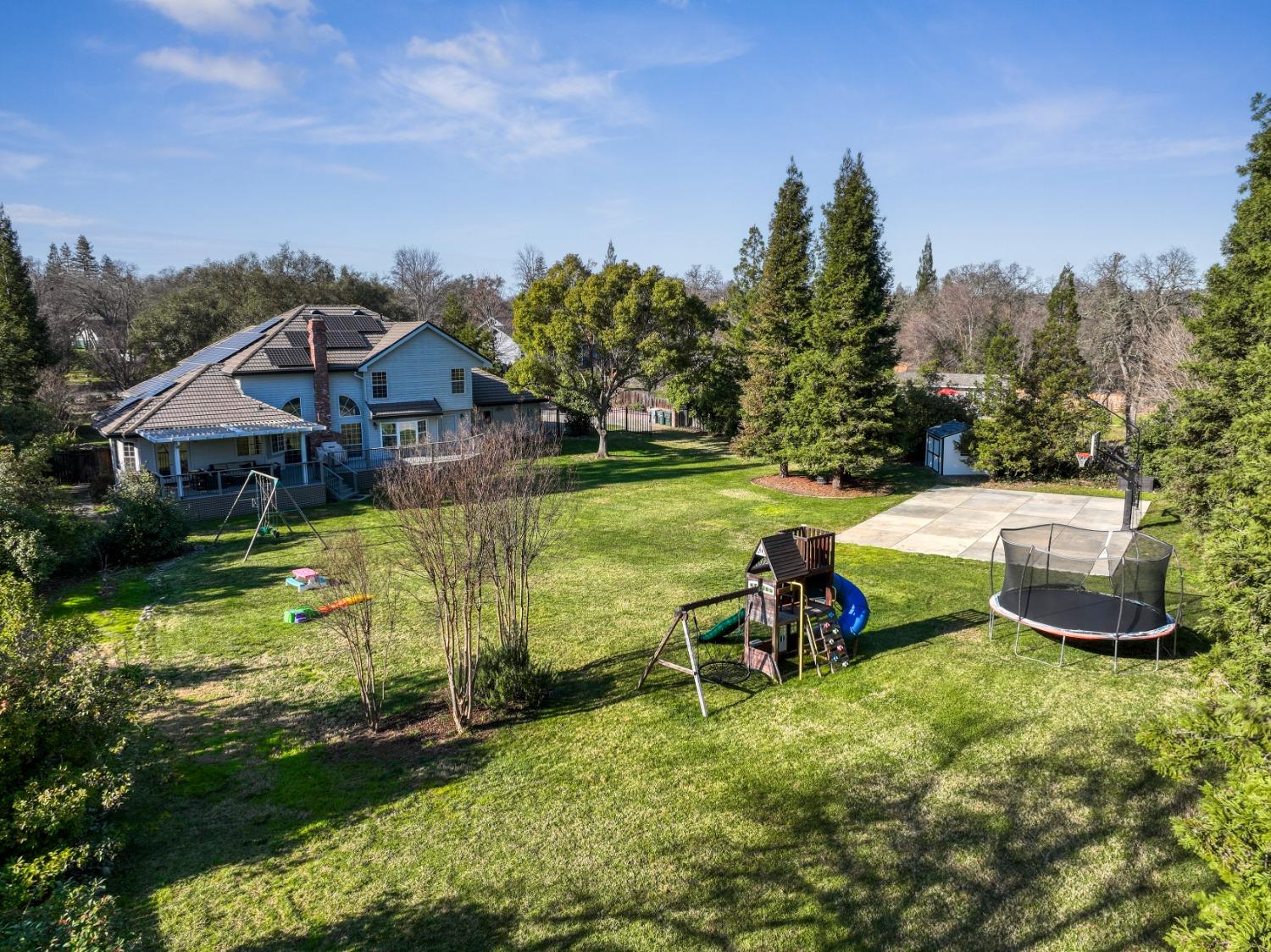 4359 Whispering Oaks Circle