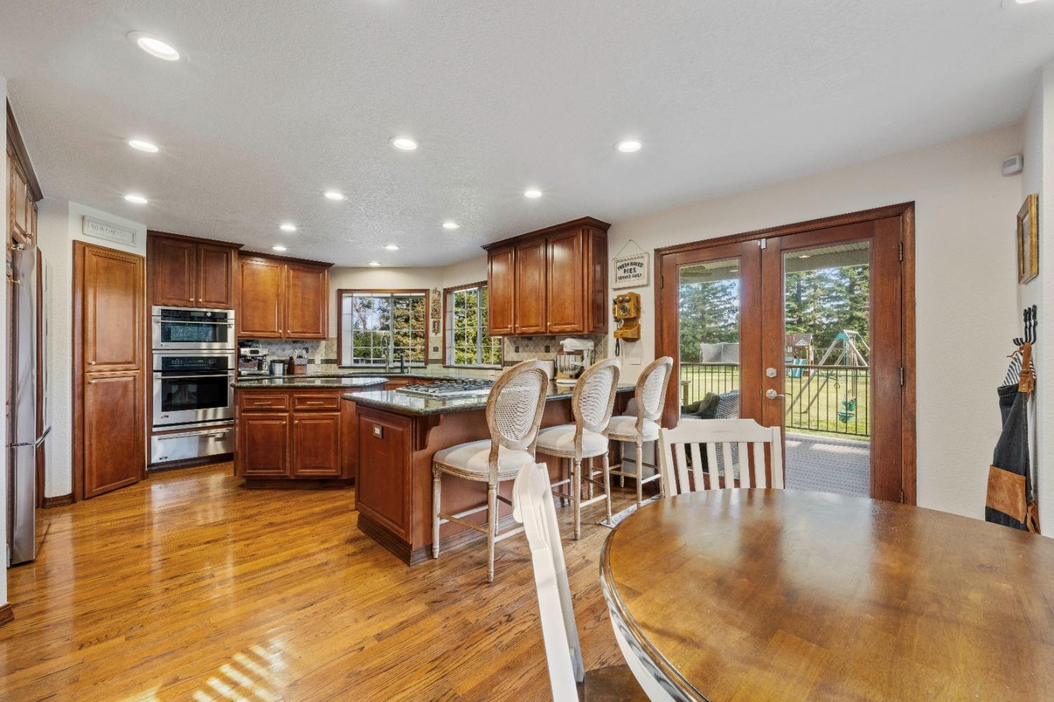 4359 Whispering Oaks Circle