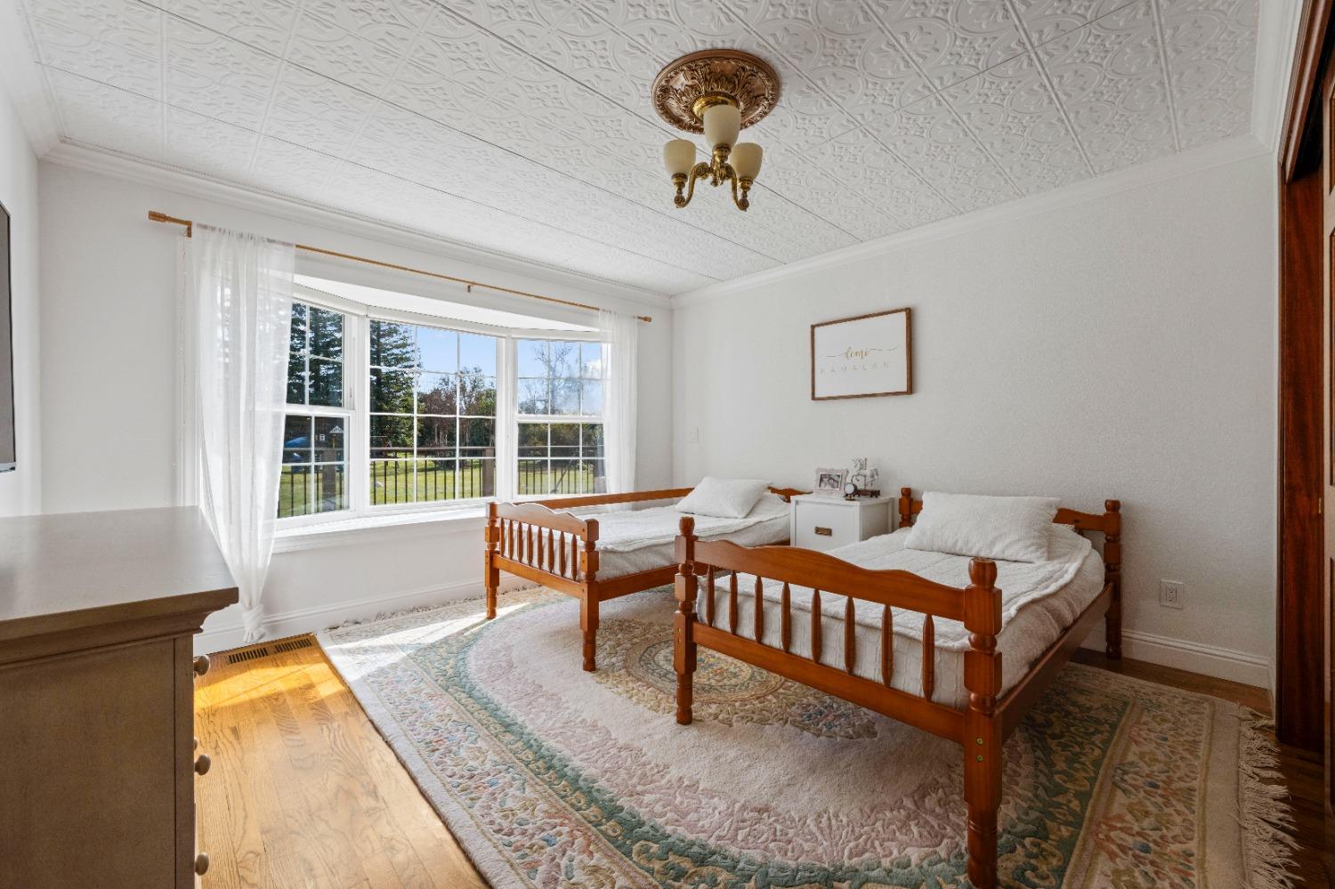 4359 Whispering Oaks Circle