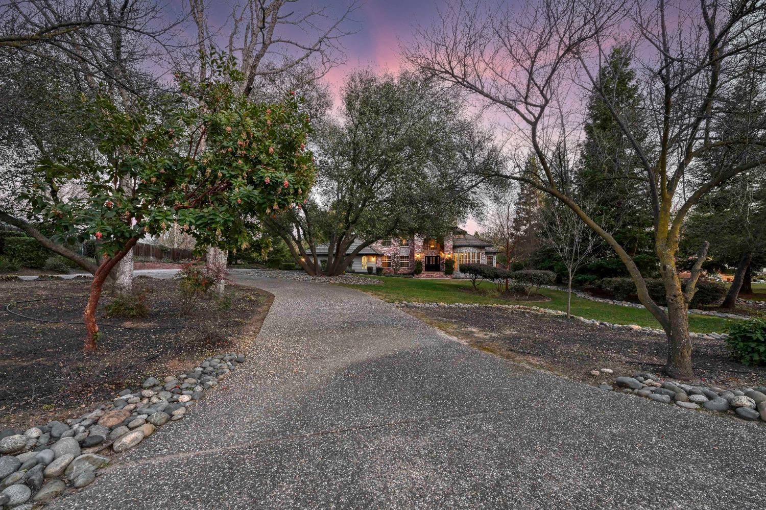 4359 Whispering Oaks Circle