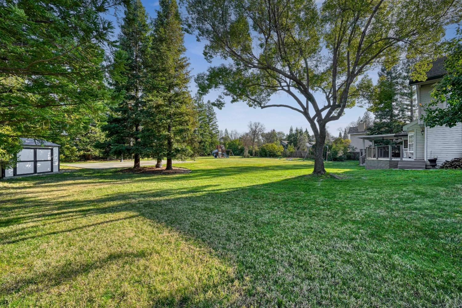 4359 Whispering Oaks Circle