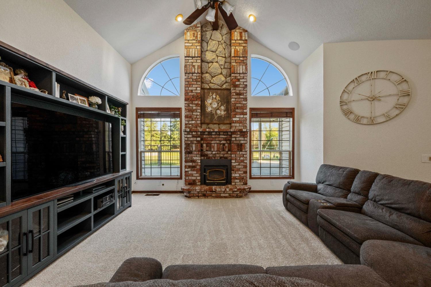 4359 Whispering Oaks Circle