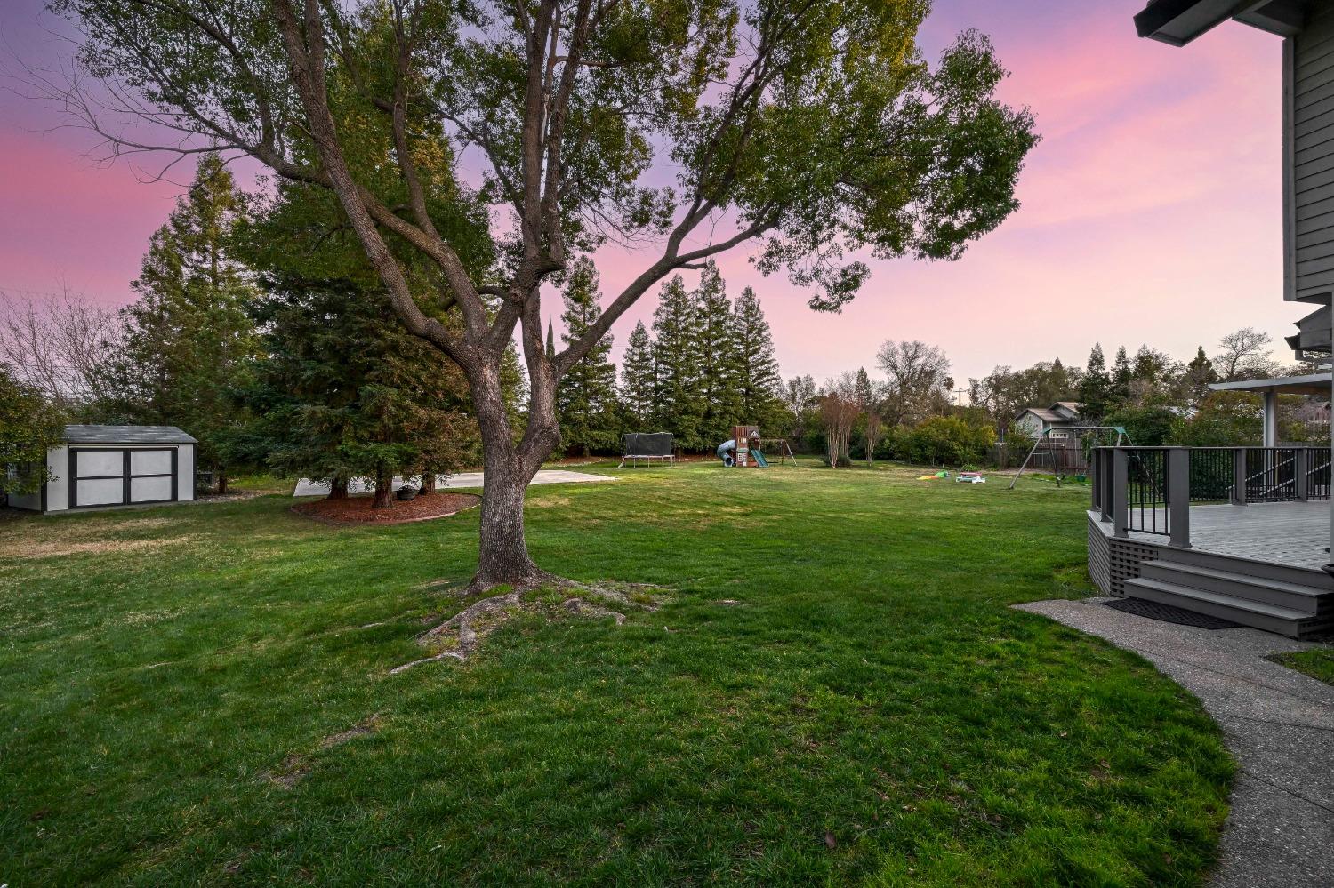 4359 Whispering Oaks Circle