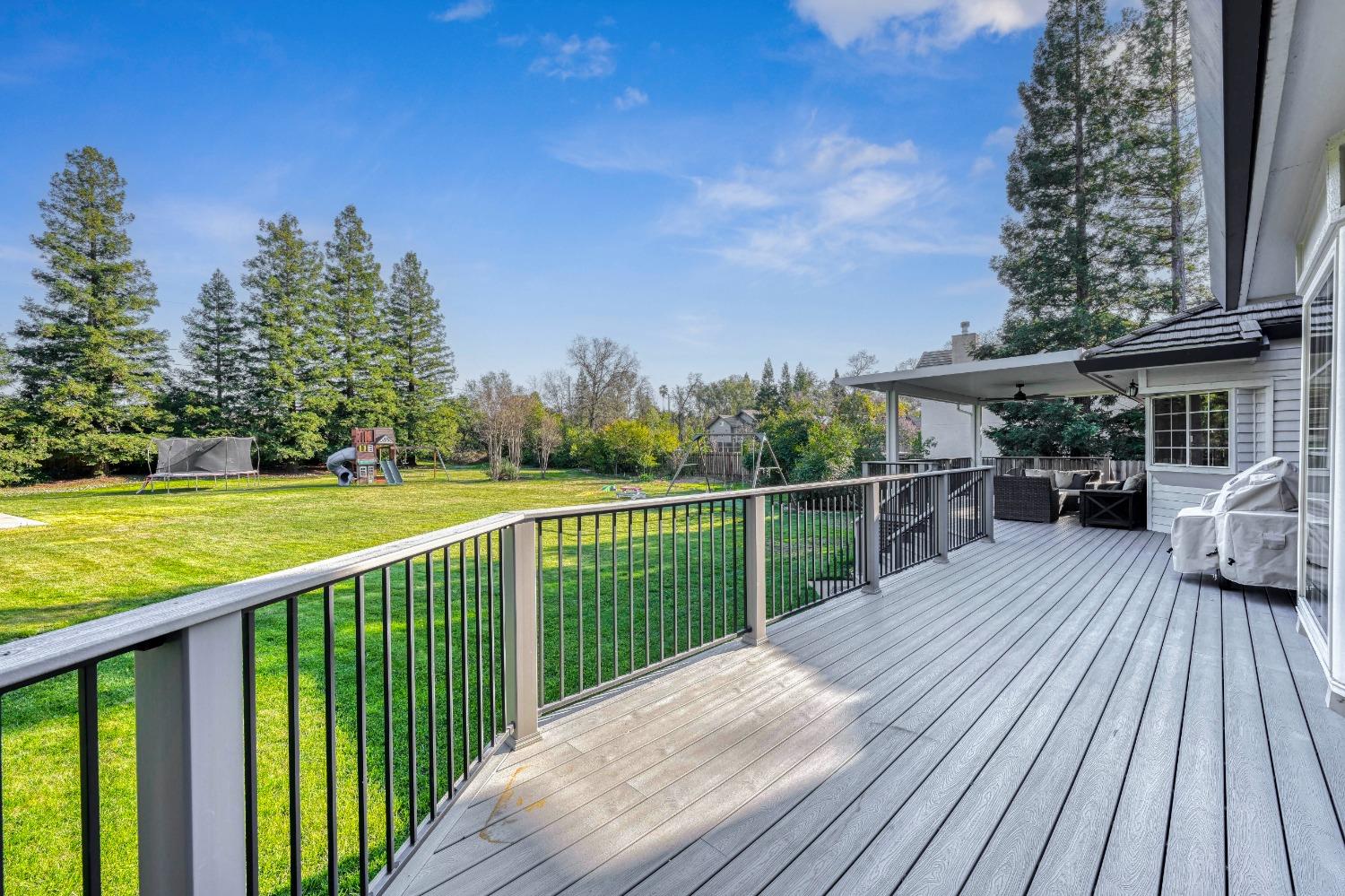 4359 Whispering Oaks Circle