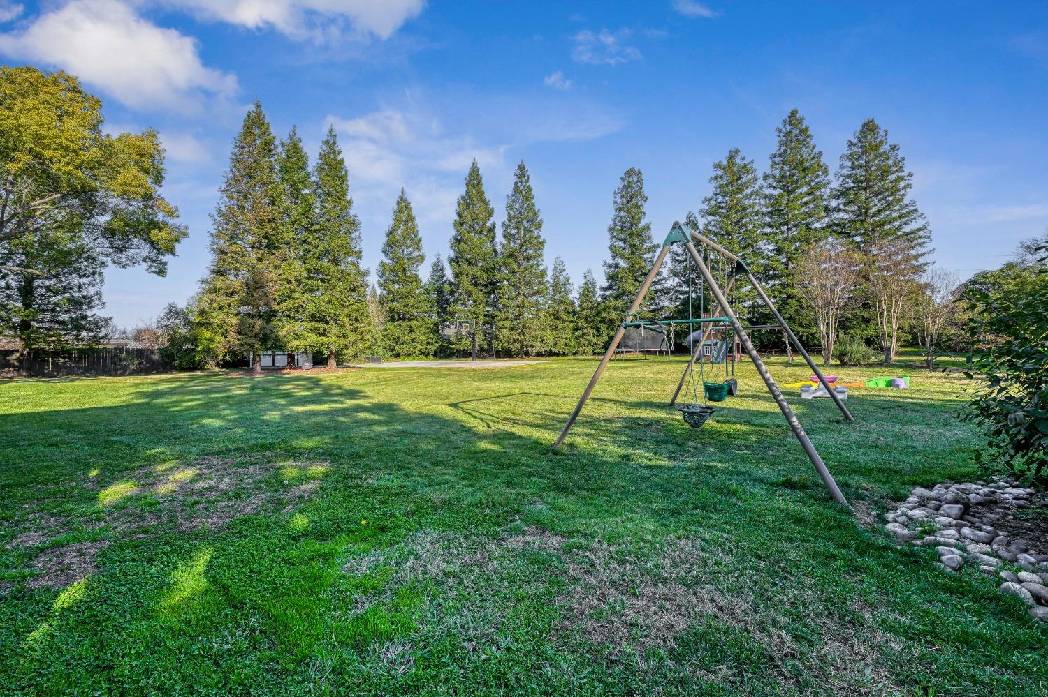 4359 Whispering Oaks Circle