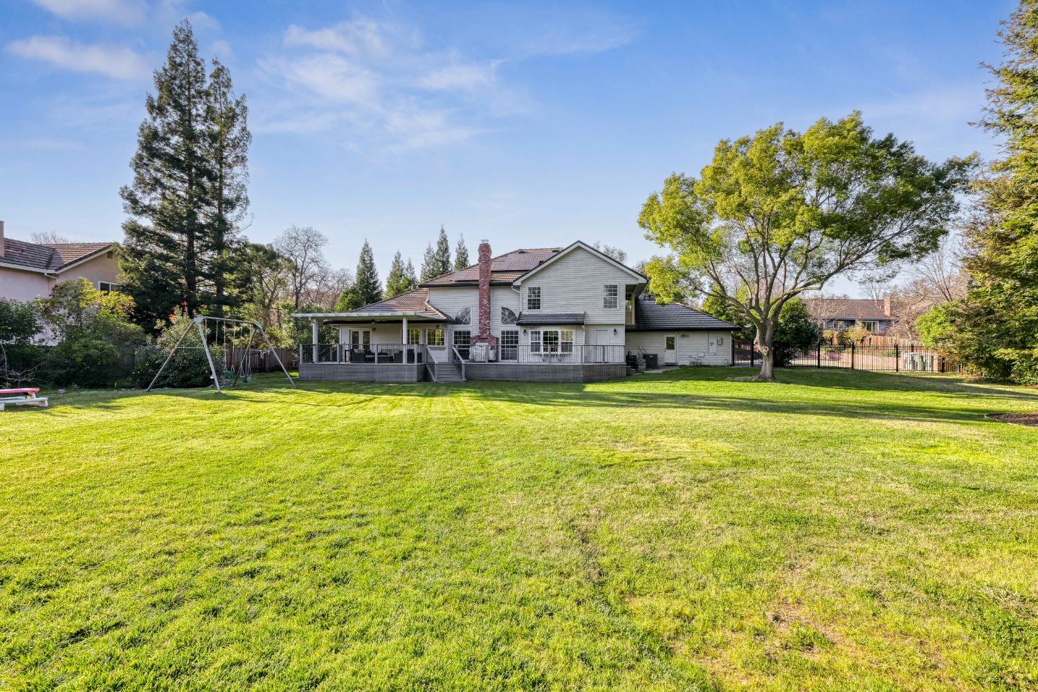 4359 Whispering Oaks Circle