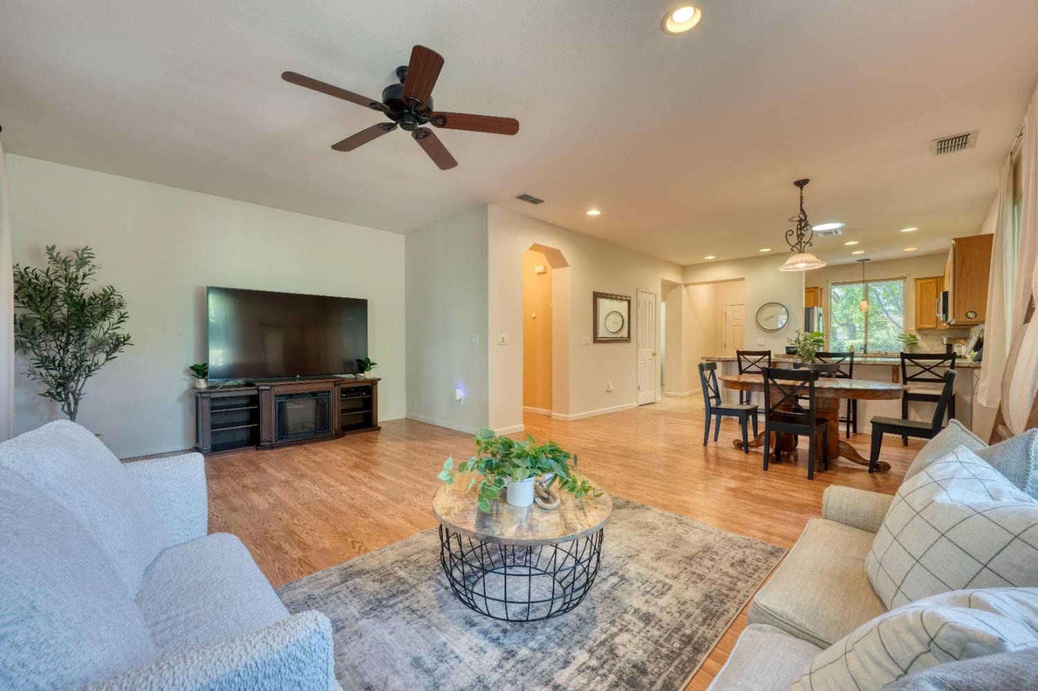 311 Pelican Bay Circle