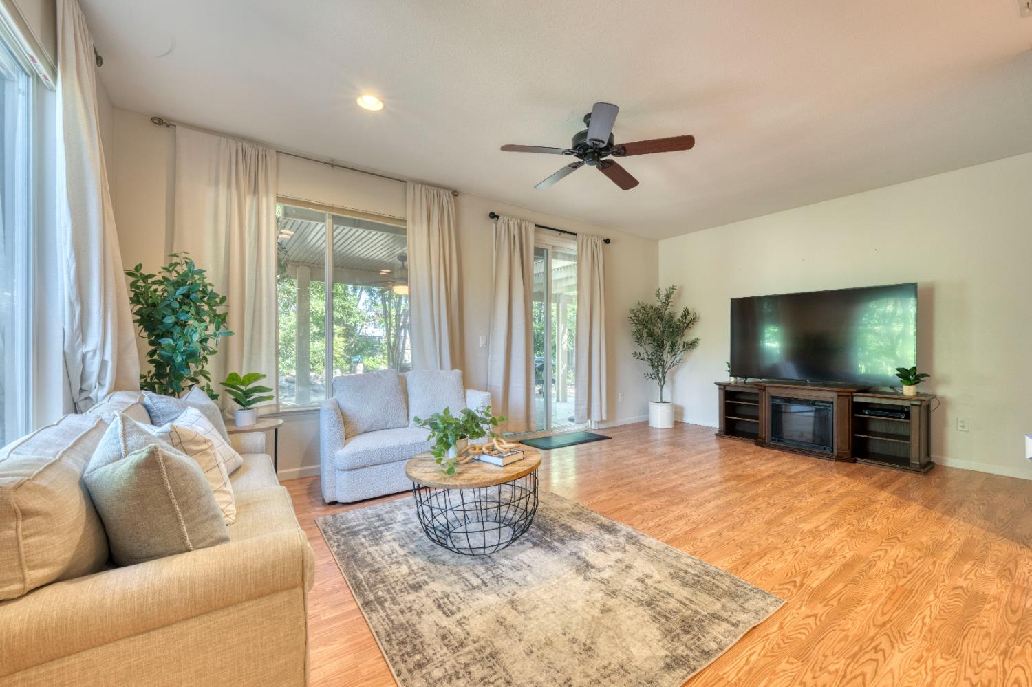 311 Pelican Bay Circle