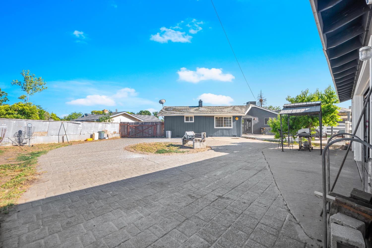 7105 Sweetwood Court