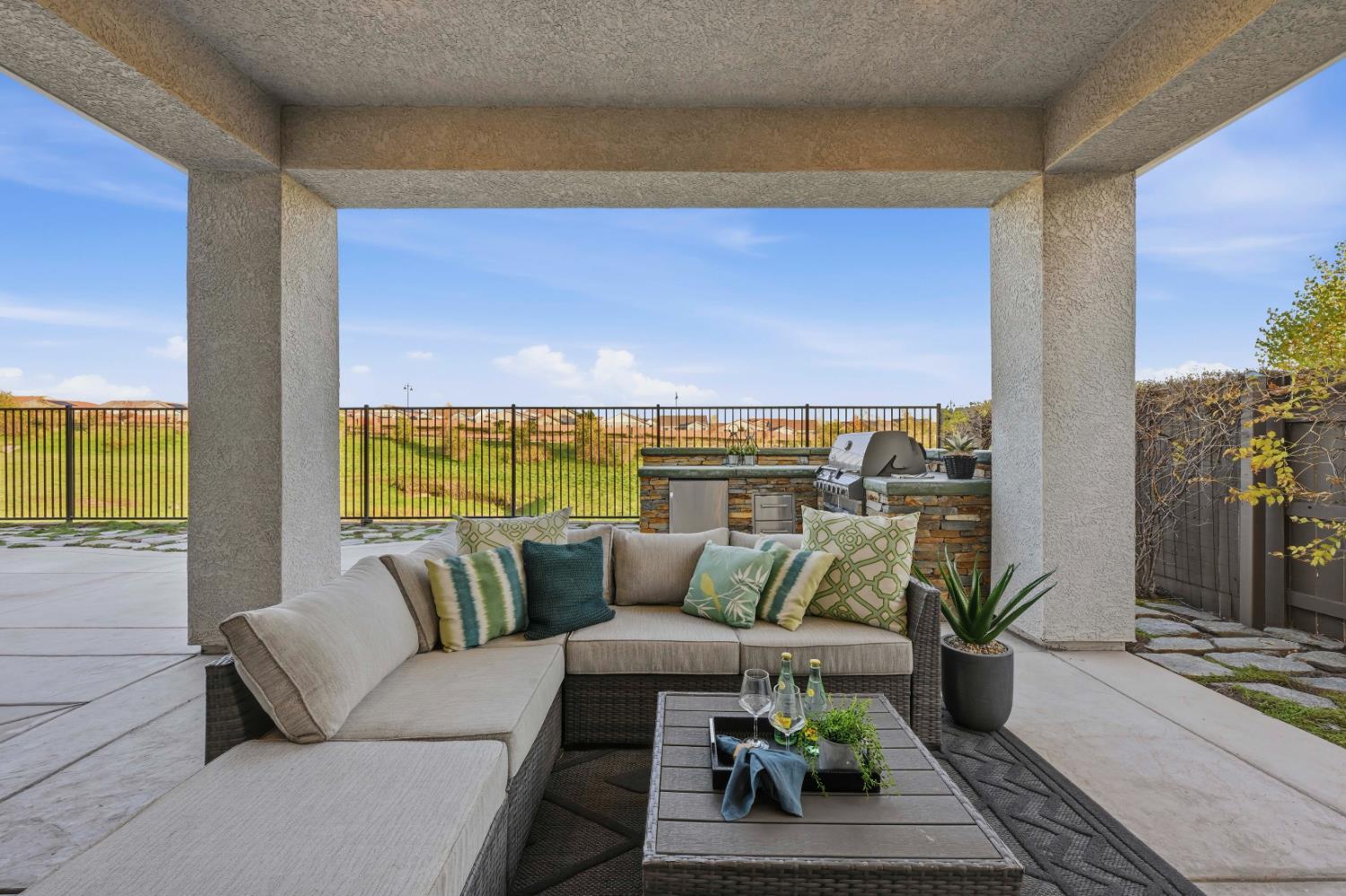 980 Dusty Stone Loop