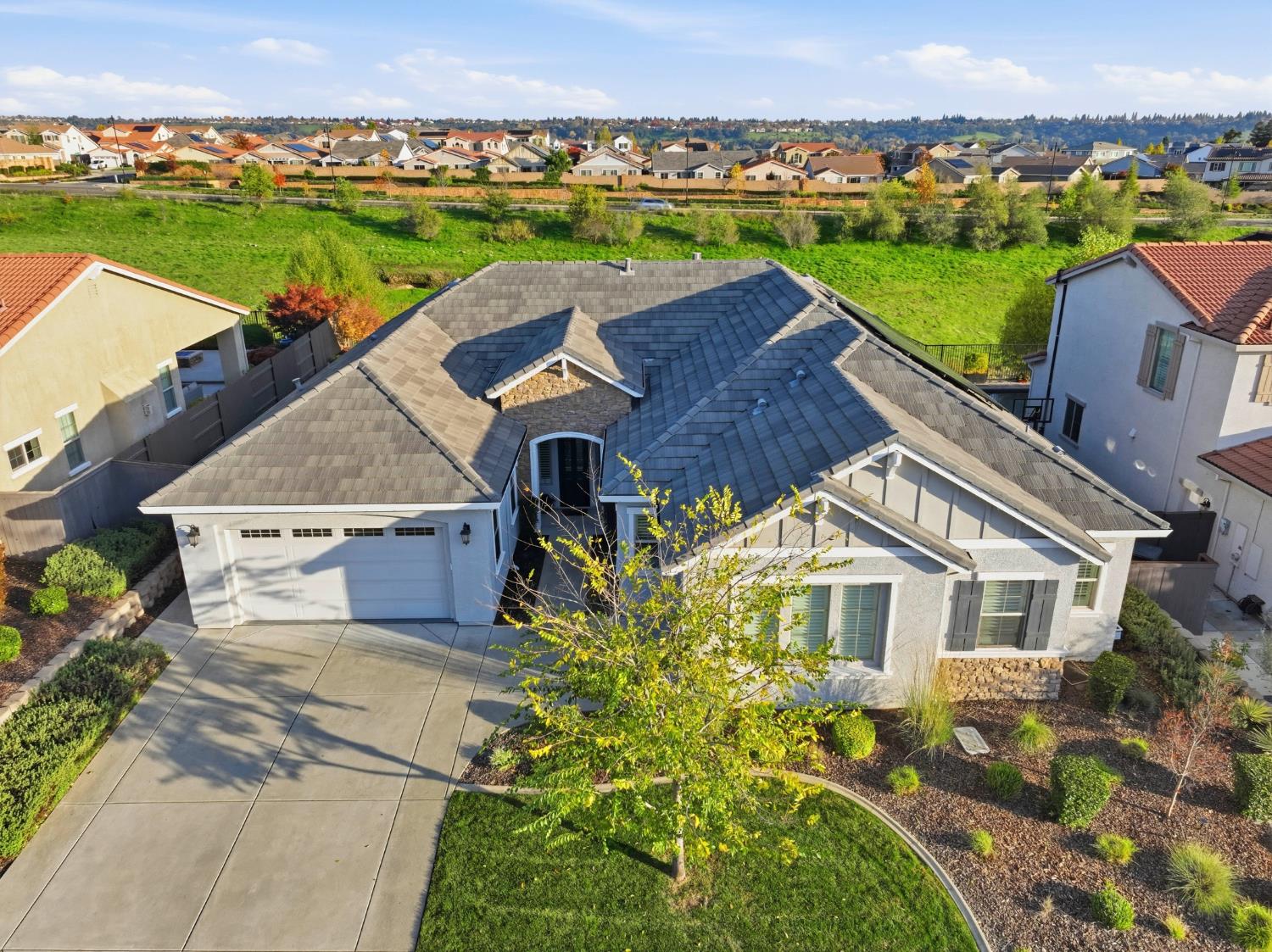 980 Dusty Stone Loop