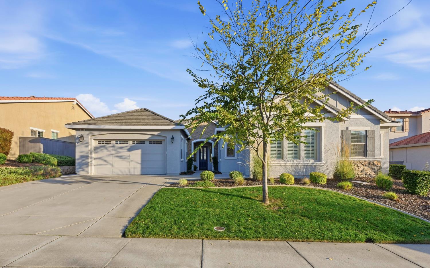 980 Dusty Stone Loop