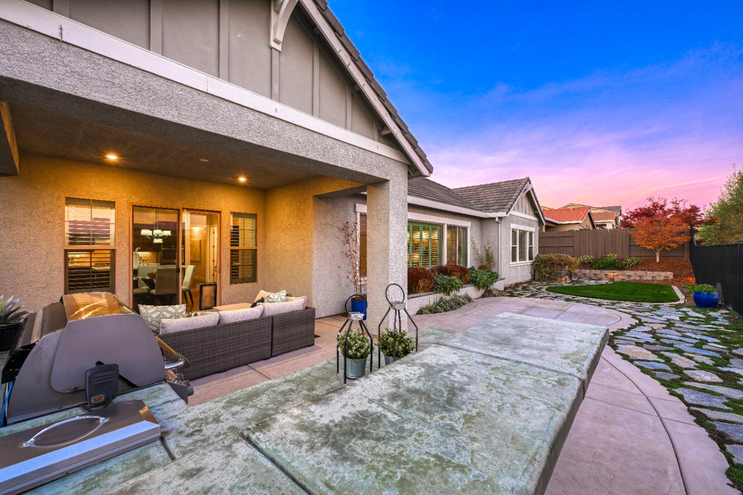 980 Dusty Stone Loop