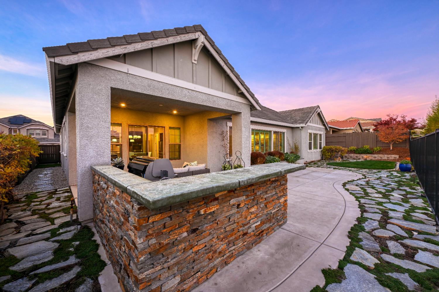 980 Dusty Stone Loop