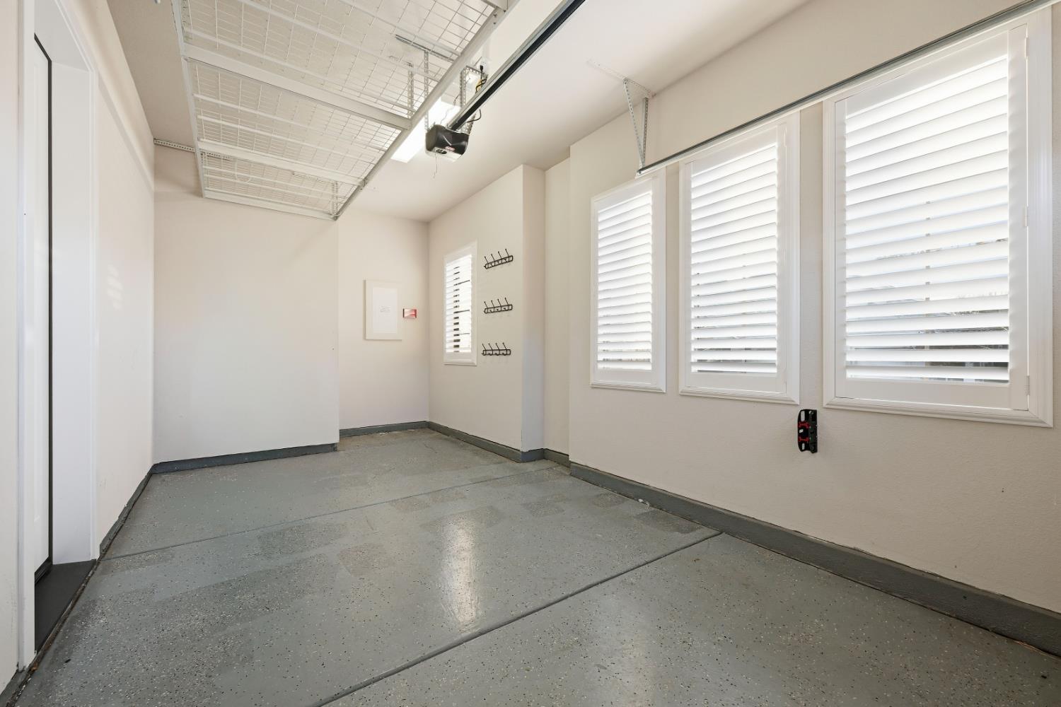 980 Dusty Stone Loop