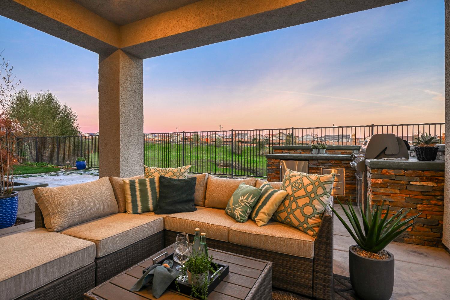 980 Dusty Stone Loop